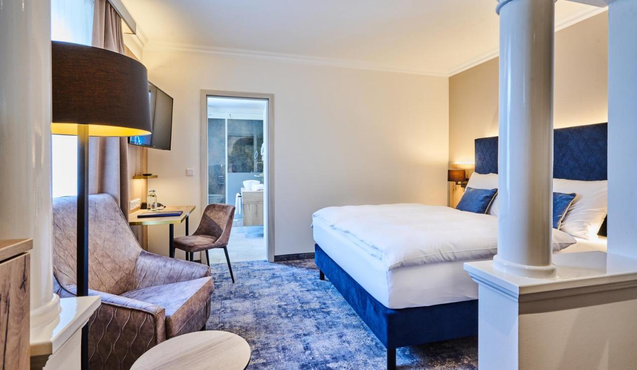 Hotel Zur Post Altoetting Екстериор снимка