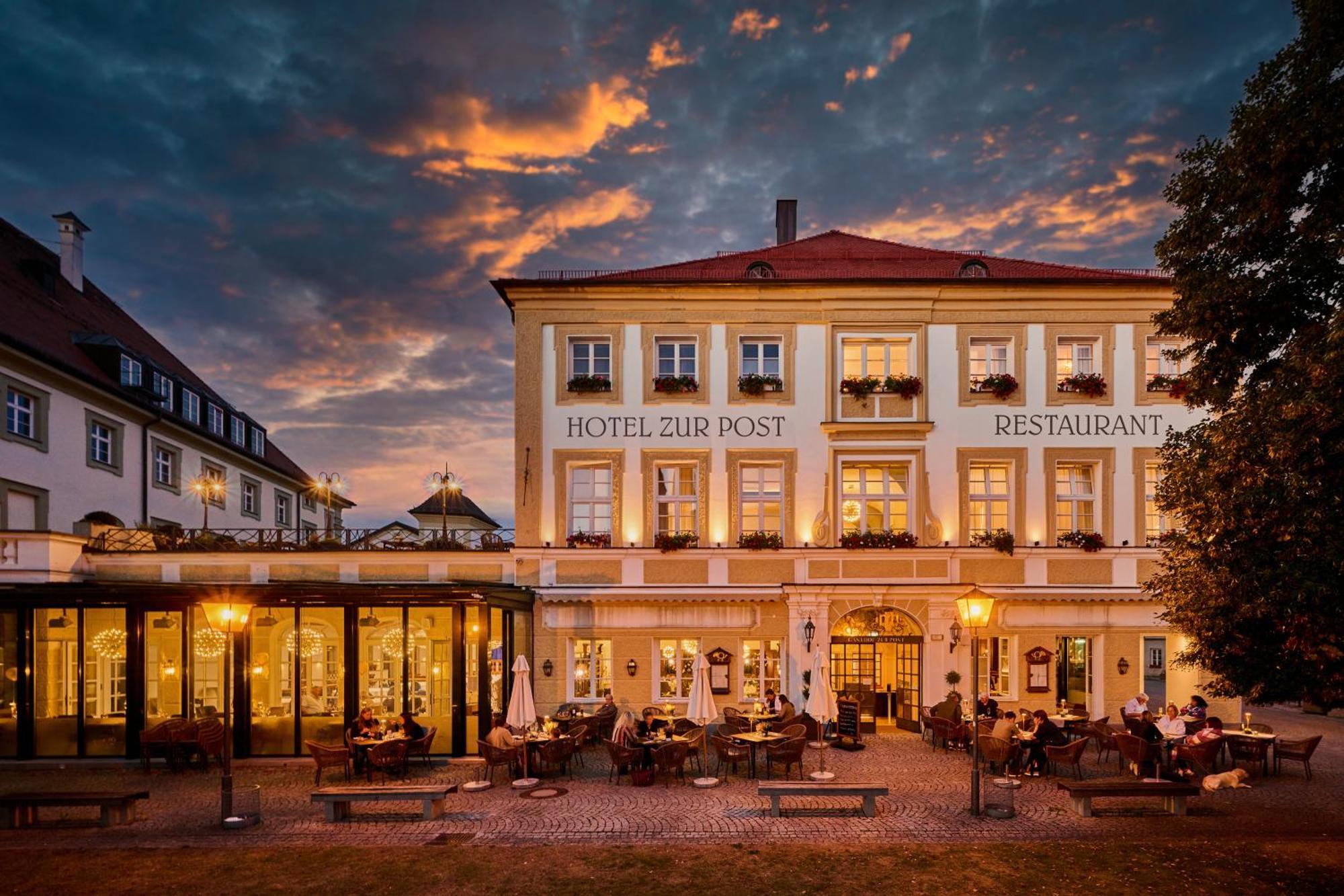 Hotel Zur Post Altoetting Екстериор снимка